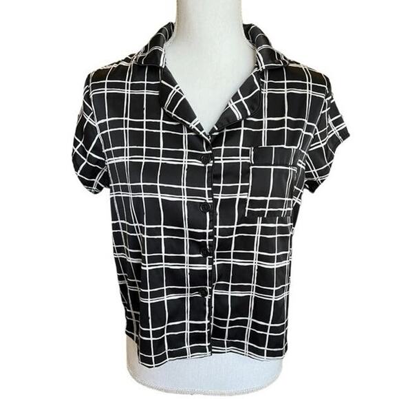 House of Harlow 1960 Other - House of Harlow 1960 sleepwear black and white plaid button down top